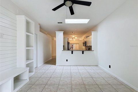 Villa ou maison à vendre à Oviedo, Floride: 4 chambres, 164.07 m2 № 2329249 - photo 14