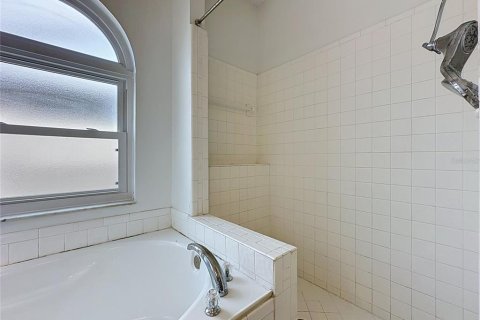 Villa ou maison à vendre à Oviedo, Floride: 4 chambres, 164.07 m2 № 2329249 - photo 24