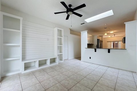 Villa ou maison à vendre à Oviedo, Floride: 4 chambres, 164.07 m2 № 2329249 - photo 16