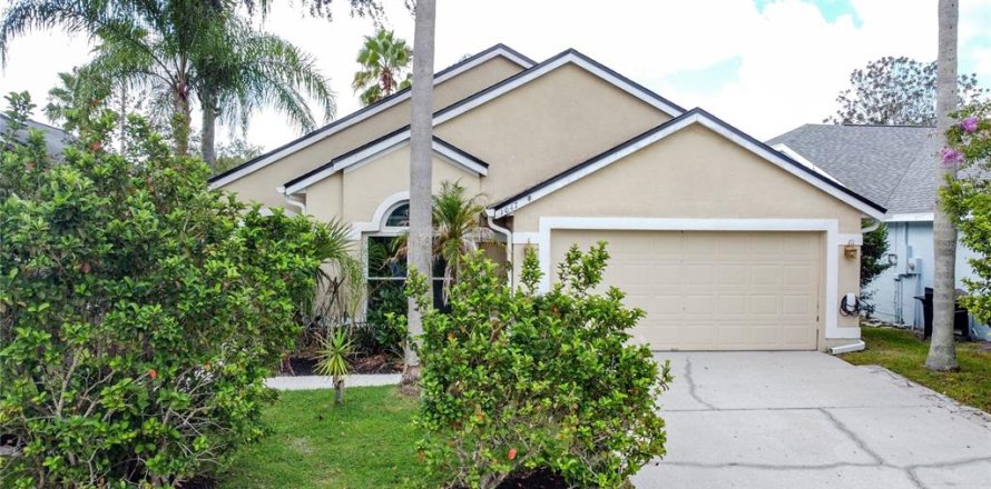 Villa ou maison à Oviedo, Floride 4 chambres, 164.07 m2 № 2329249