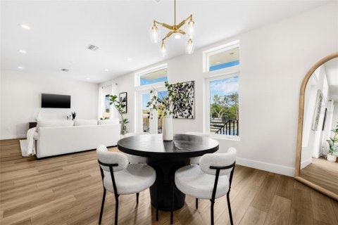 Adosado en venta en Saint Petersburg, Florida, 3 dormitorios, 183.57 m2 № 1555102 - foto 28