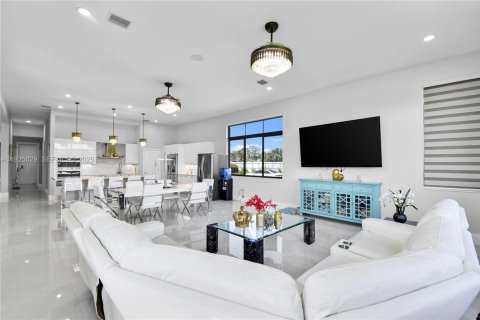 Casa en venta en Southwest Ranches, Florida, 6 dormitorios, 484.58 m2 № 1984193 - foto 7