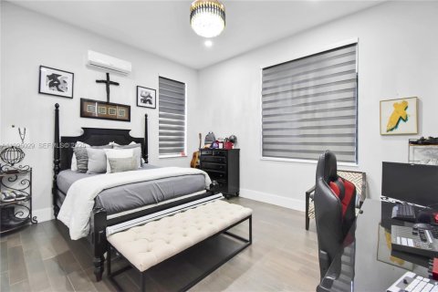 Casa en venta en Southwest Ranches, Florida, 6 dormitorios, 484.58 m2 № 1984193 - foto 29