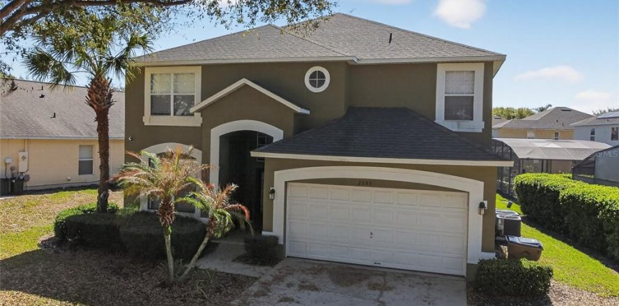 Villa ou maison à Kissimmee, Floride 7 chambres, 267.65 m2 № 2419018