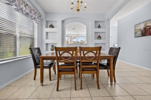 Villa ou maison à vendre à Kissimmee, Floride: 7 chambres, 267.65 m2 № 2419018 - photo 14