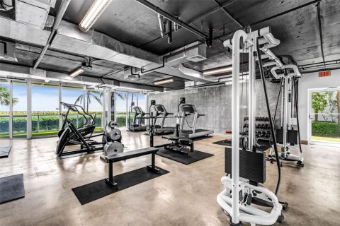 Condominio en venta en Sunny Isles Beach, Florida, 2 dormitorios, 135.64 m2 № 1999137 - foto 10