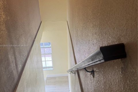 Купить таунхаус в Норт-Лодердейл, Флорида 3 спальни, 153.29м2, № 1955482 - фото 9