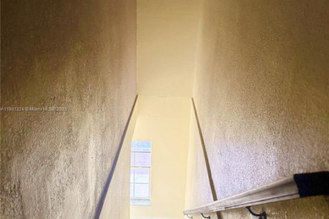 Купить таунхаус в Норт-Лодердейл, Флорида 3 спальни, 153.29м2, № 1955482 - фото 18