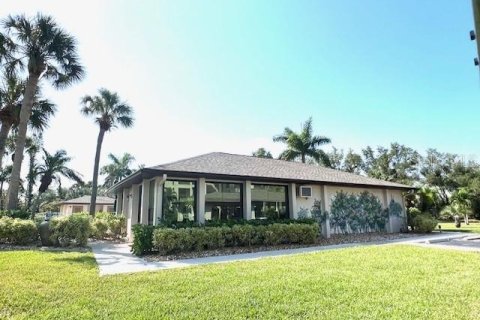 Copropriété à vendre à Punta Gorda, Floride: 2 chambres, 140.84 m2 № 2431888 - photo 7
