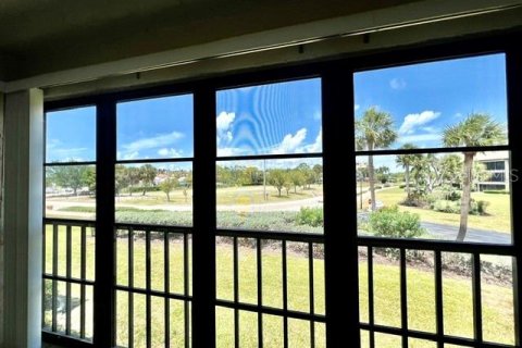 Copropriété à vendre à Punta Gorda, Floride: 2 chambres, 140.84 m2 № 2431888 - photo 19