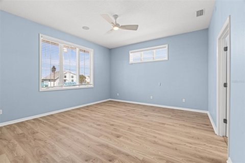 House in Flagler Beach, Florida 3 bedrooms, 238.94 sq.m. № 2213111 - photo 20