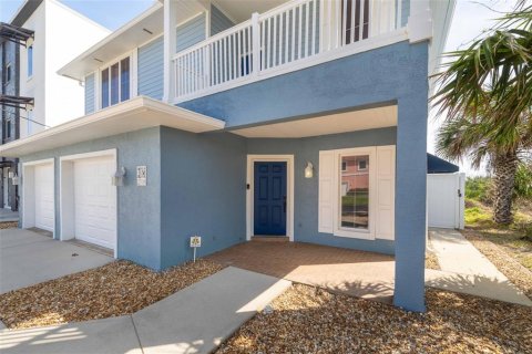 House in Flagler Beach, Florida 3 bedrooms, 238.94 sq.m. № 2213111 - photo 11