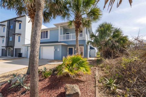House in Flagler Beach, Florida 3 bedrooms, 238.94 sq.m. № 2213111 - photo 10