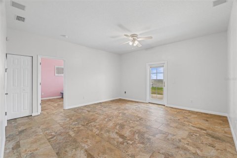 House in Flagler Beach, Florida 3 bedrooms, 238.94 sq.m. № 2213111 - photo 16