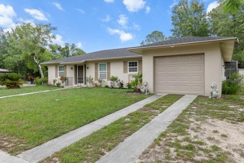 House in Citrus Springs, Florida 3 bedrooms, 128.76 sq.m. № 1771182 - photo 11