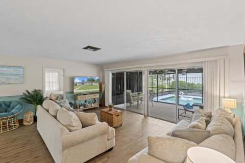House in Citrus Springs, Florida 3 bedrooms, 128.76 sq.m. № 1771182 - photo 15