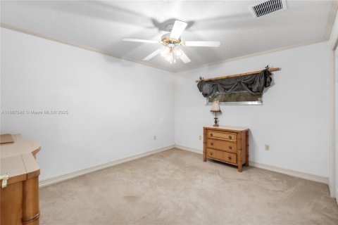 Купить виллу или дом в Форт Майерс, Флорида 3 спальни, 140.75м2, № 1941703 - фото 12