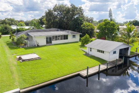 Купить виллу или дом в Форт Майерс, Флорида 3 спальни, 140.75м2, № 1941703 - фото 26