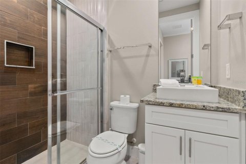 Touwnhouse à vendre à Kissimmee, Floride: 5 chambres, 201.51 m2 № 1535896 - photo 17