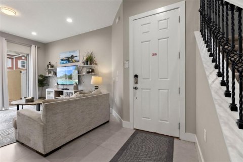 Touwnhouse à vendre à Kissimmee, Floride: 5 chambres, 201.51 m2 № 1535896 - photo 10