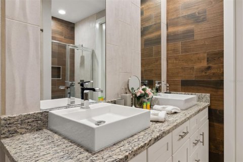 Touwnhouse à vendre à Kissimmee, Floride: 5 chambres, 201.51 m2 № 1535896 - photo 23