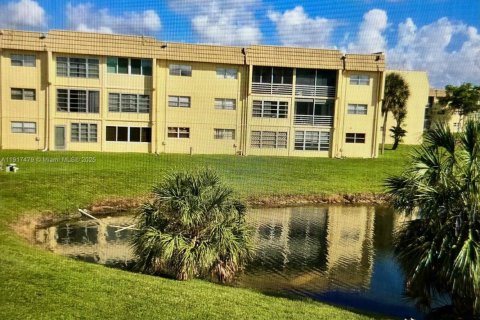 Copropriété à louer à Sunrise, Floride: 2 chambres, 78.97 m2 № 1972190 - photo 3