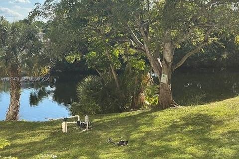 Снять в аренду кондоминиум в Санрайз, Флорида 2 спальни, 78.97м2, № 1972190 - фото 18