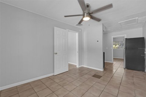 Apartamento en alquiler en Haines City, Florida, 1 dormitorio, 53.42 m2 № 1907496 - foto 5