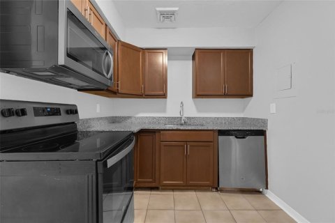 Apartamento en alquiler en Haines City, Florida, 1 dormitorio, 53.42 m2 № 1907496 - foto 9