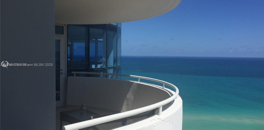 Condo à Miami Beach, Floride, 1 chambre № 1711895