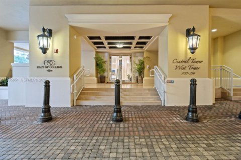 Condo in Sunny Isles Beach, Florida, 3 bedrooms № 2089368 - photo 4