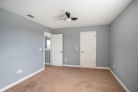 Casa en venta en Brandon, Florida, 4 dormitorios, 234.39 m2 № 1899540 - foto 16