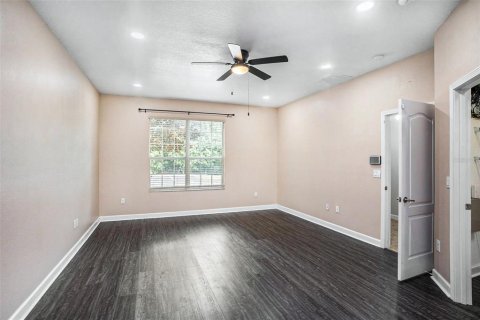 Casa en venta en Brandon, Florida, 4 dormitorios, 234.39 m2 № 1899540 - foto 10