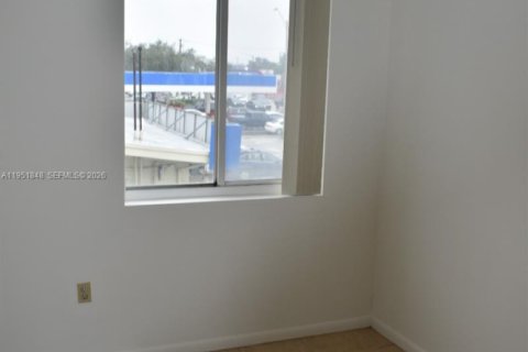 Купить кондоминиум в Майами, Флорида 2 спальни, 77.2м2, № 2089336 - фото 21