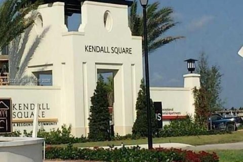 Touwnhouse à Miami, Floride 4 chambres, 214.79 m2 № 2248618