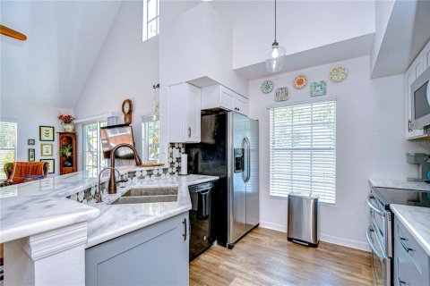 Copropriété à vendre à Tampa, Floride: 3 chambres, 146.6 m2 № 1654958 - photo 13