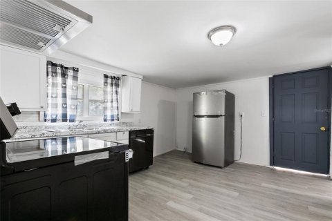 House in Hawthorne, Florida 3 bedrooms, 98.1 sq.m. № 1446760 - photo 25