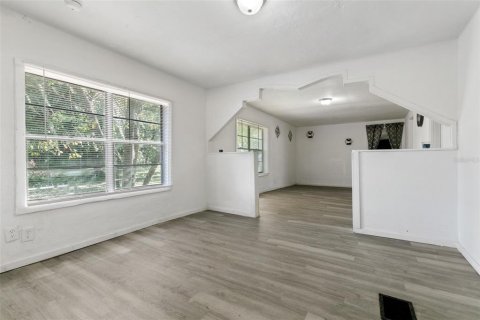House in Hawthorne, Florida 3 bedrooms, 98.1 sq.m. № 1446760 - photo 12