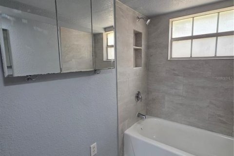 Copropriété à louer à Leesburg, Floride: 2 chambres, 75.81 m2 № 1833110 - photo 12