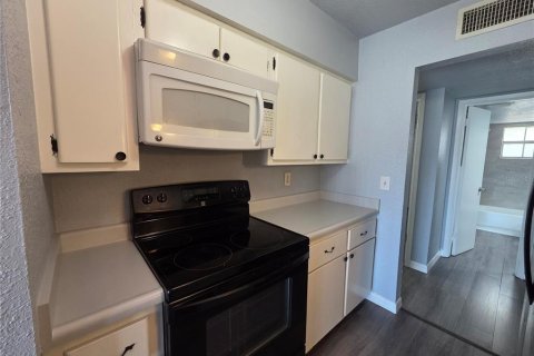 Copropriété à louer à Leesburg, Floride: 2 chambres, 75.81 m2 № 1833110 - photo 8
