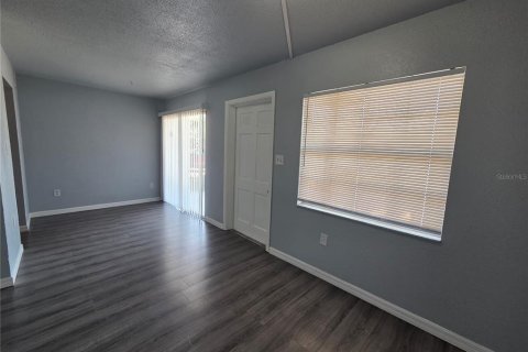 Copropriété à louer à Leesburg, Floride: 2 chambres, 75.81 m2 № 1833110 - photo 5