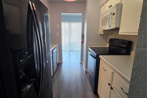 Copropriété à louer à Leesburg, Floride: 2 chambres, 75.81 m2 № 1833110 - photo 9