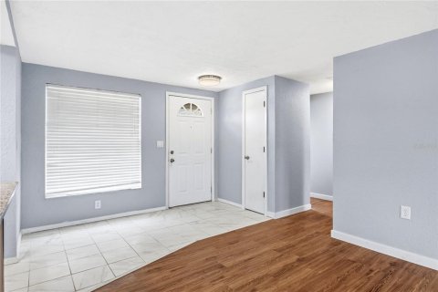 Townhouse in Hudson, Florida 3 bedrooms, 95.13 sq.m. № 2149232 - photo 13