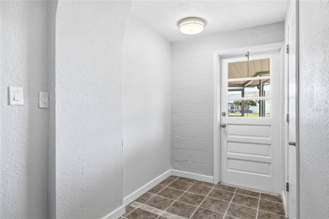 Townhouse in Hudson, Florida 3 bedrooms, 95.13 sq.m. № 2149232 - photo 22