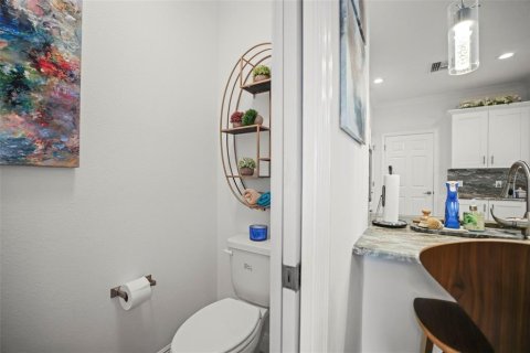 Touwnhouse à vendre à New Port Richey, Floride: 2 chambres, 140.38 m2 № 1750002 - photo 17