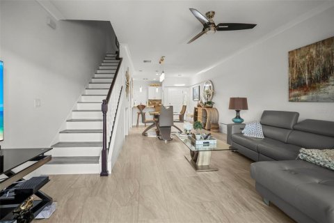 Touwnhouse à vendre à New Port Richey, Floride: 2 chambres, 140.38 m2 № 1750002 - photo 26