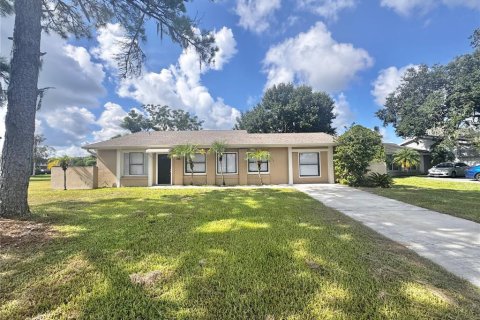Villa ou maison à louer à Kissimmee, Floride: 3 chambres, 90.86 m2 № 1880504 - photo 1