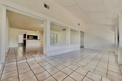Villa ou maison à louer à Kissimmee, Floride: 3 chambres, 90.86 m2 № 1880504 - photo 3