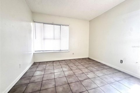 Villa ou maison à louer à Kissimmee, Floride: 3 chambres, 90.86 m2 № 1880504 - photo 6