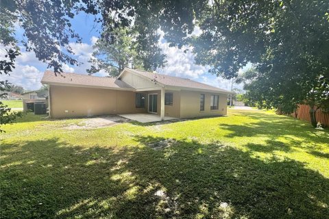 Villa ou maison à louer à Kissimmee, Floride: 3 chambres, 90.86 m2 № 1880504 - photo 2